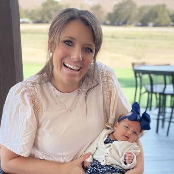 Meet your Posher, Keely - Picture 1 of 1